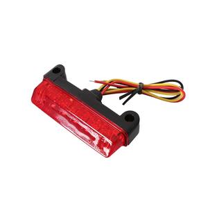 Univerzálne LED zadné svetlo šikmé