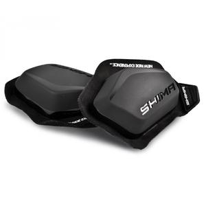 Kolenné slidery Shima čierne